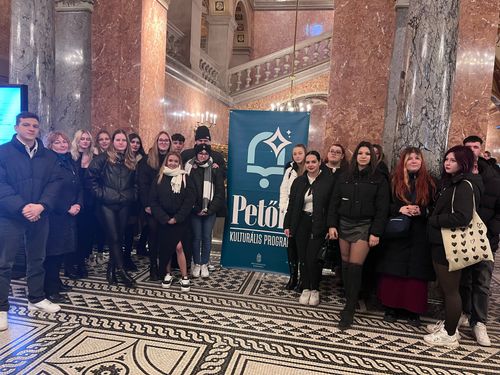 Az Operában járt a 12T osztály